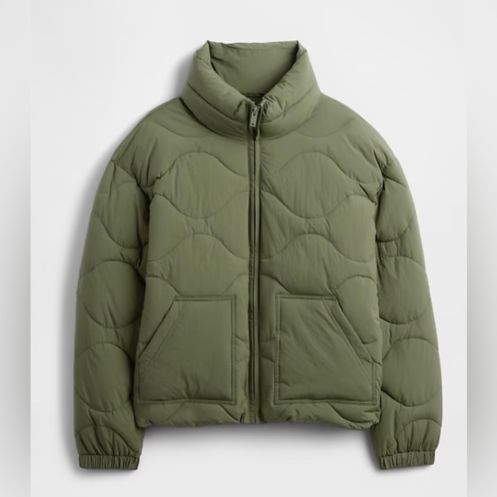 NWOT GAP Relaxed Quilted Nylon Jacket, Size S - Picture 4 of 14
